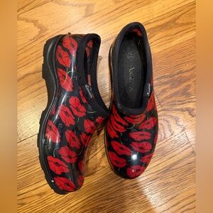 Women's Original Sloggers Slip-On Shoes Sz 9